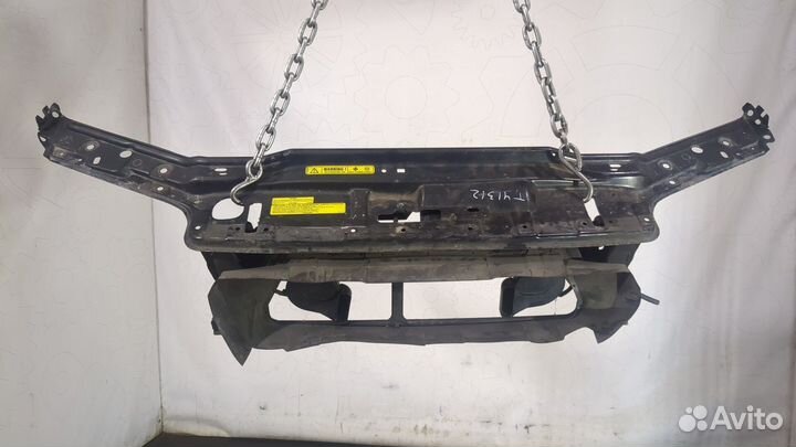 Рамка капота Volvo XC70, 2001