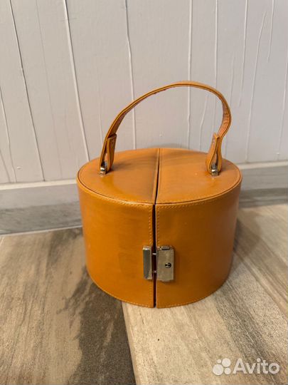 Шкатулка для украшений