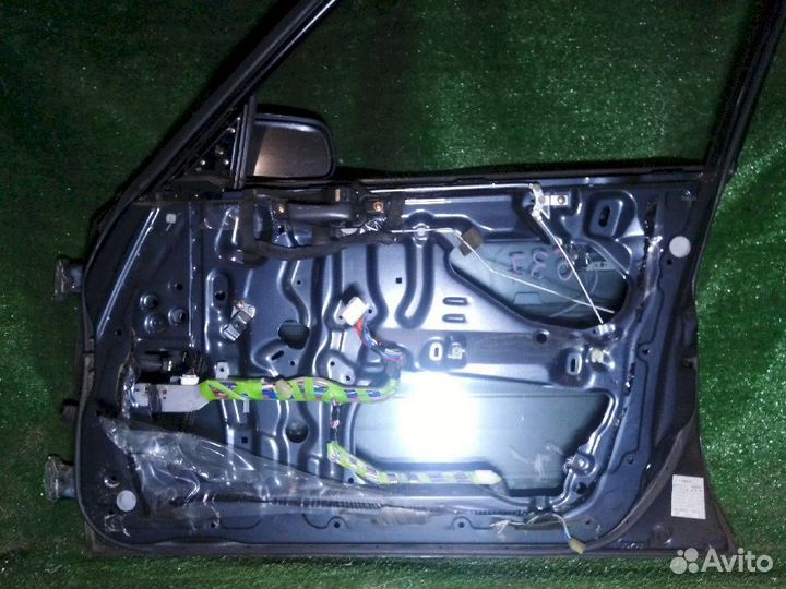 Дверь передняя правая Toyota Mark II GX80