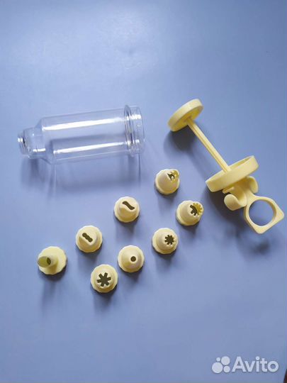 Шприц кондитерский с насадками пластик новый