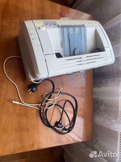 Принтер лазерный hp