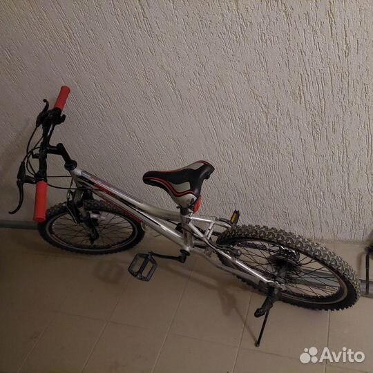 Велосипед maxxpro