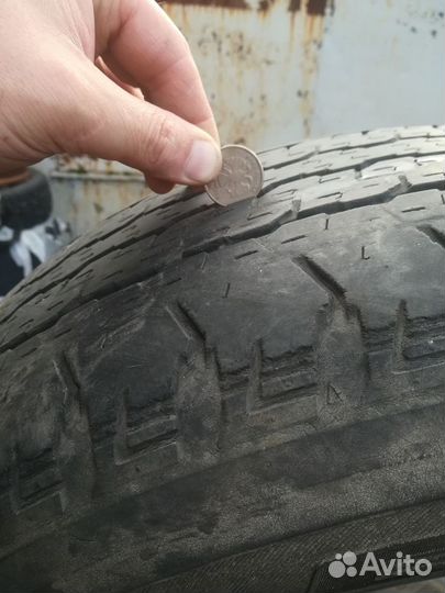 Bridgestone Dueler H/T 265/65 R17