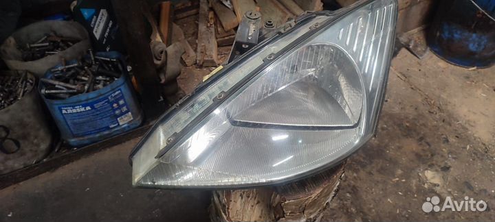 Фара ford focus 1