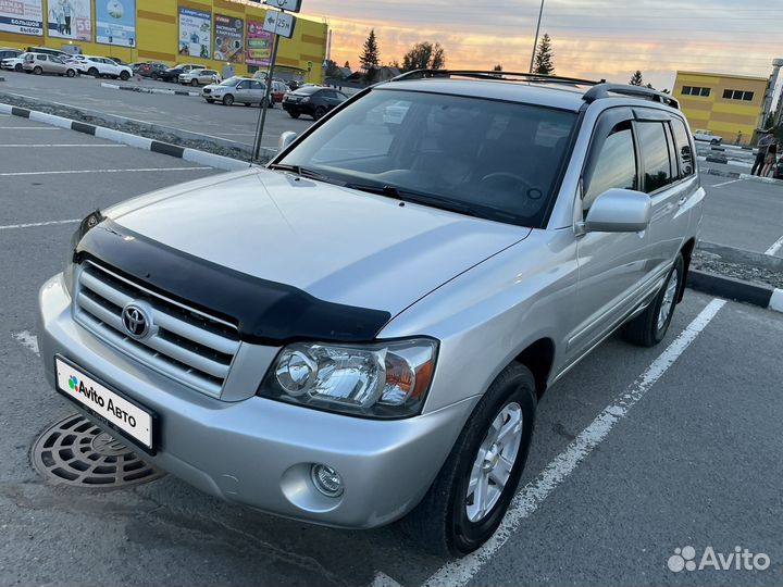 Toyota Highlander 2.4 AT, 2004, 210 000 км