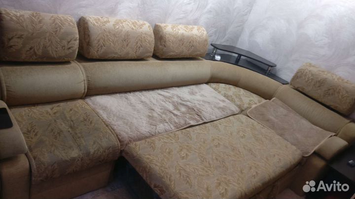 Угловой диван