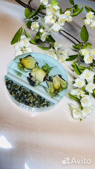 Подставка для телефона / кружки/ украшений