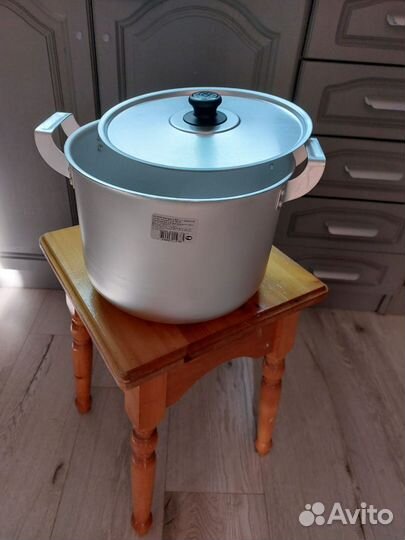 Кастрюля алюминиевая новая 8 литров