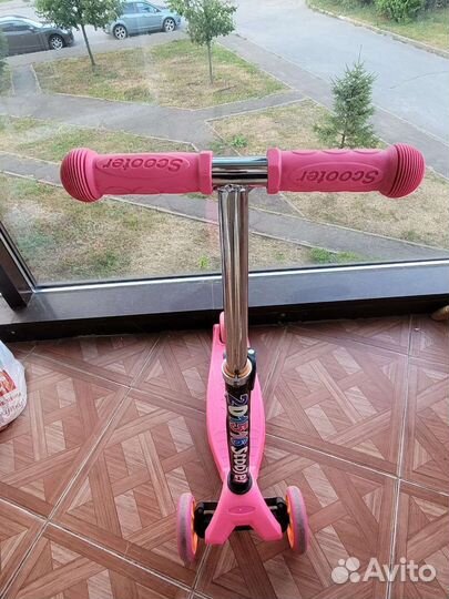 Самокат детский трехколесный