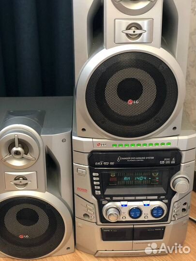 Музыкальный центр