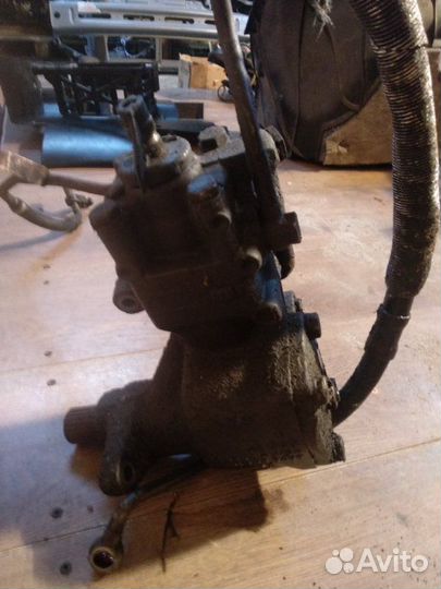 Рулевой редуктор Bmw 7 E38