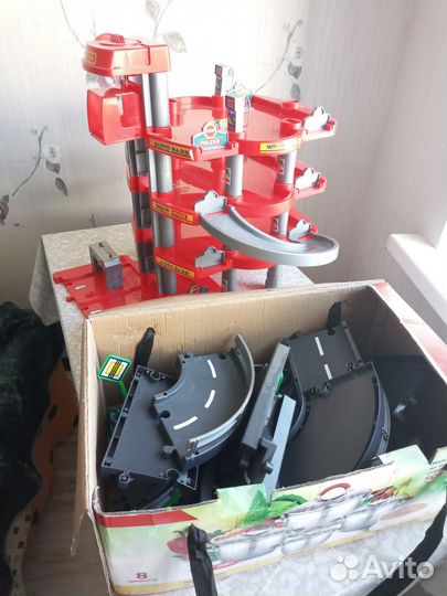 Парковка полесье