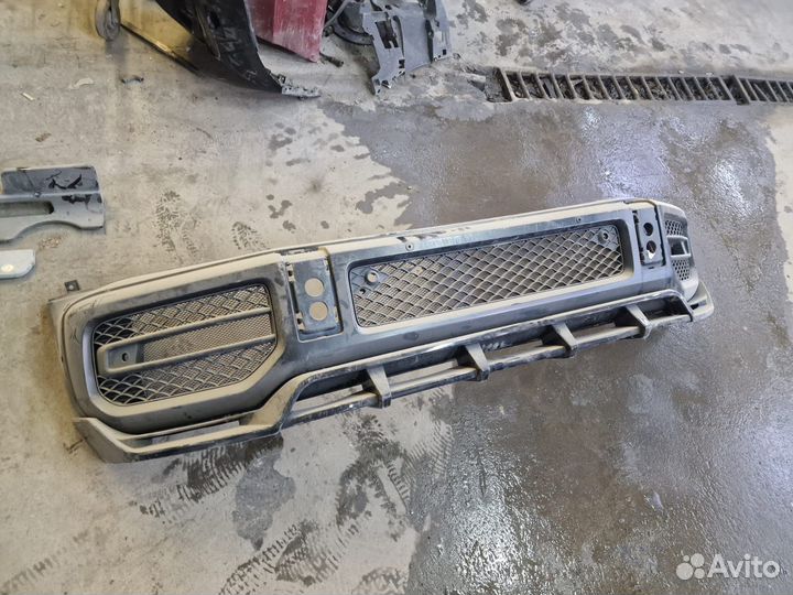 Накладка переднего бампера Mercedes G class W463