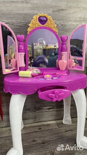 Туалетный столик с косметикой детский