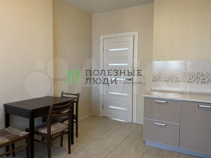 2-к. квартира, 64,3 м², 8/16 эт.