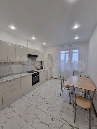 1-к. квартира, 45 м², 8/18 эт.