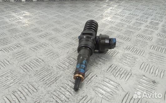 Форсунка дизельная volkswagen transporter T5 (GEA0