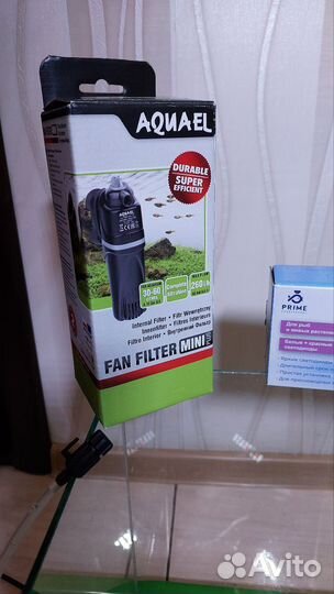 Аквариум с рыбками и принадлежностями