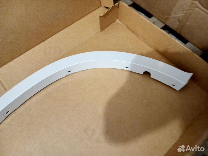 BMW X6 F16 Накладка на арку колеса лев задн