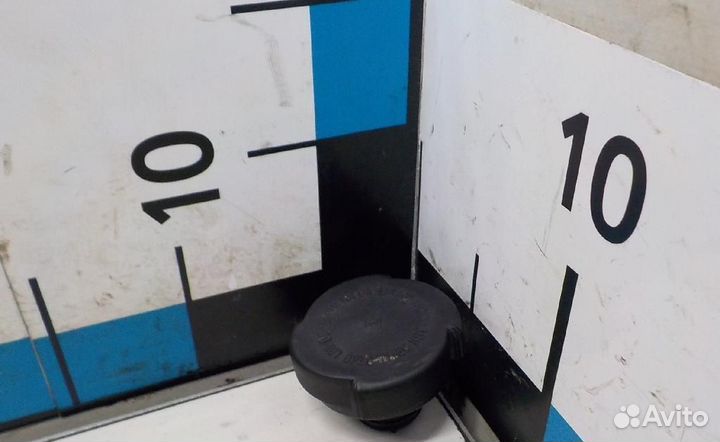 Крышка расширительного бачка BMW 3-Series/M3 (E30)