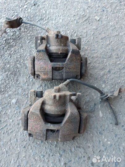 Суппорта передние рено сценик 3