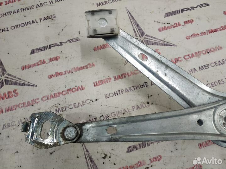 Стеклоподъемник w210 Mercedes передний рест