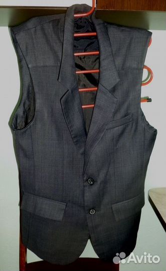 Жилетка для мальчика школьная