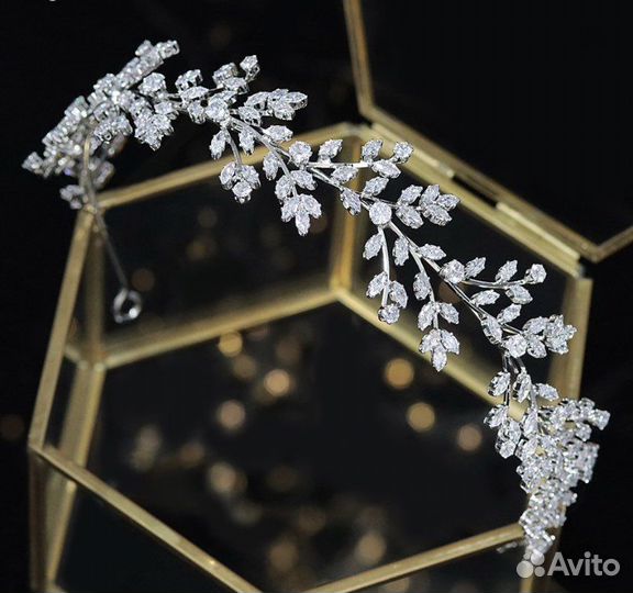 Обруч украшение свадебное на голову для волос