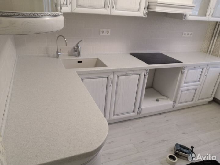 Столешница из акрилового камня