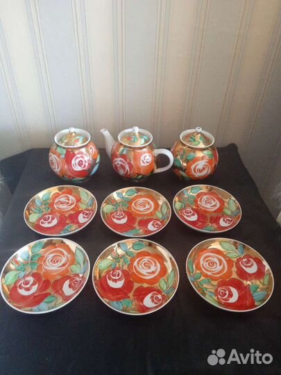 Сервиз чайный,Розы на золотом