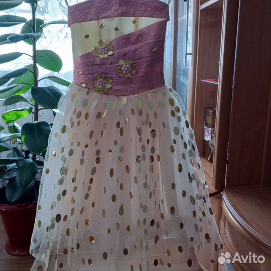 Праздничное платье для девочки