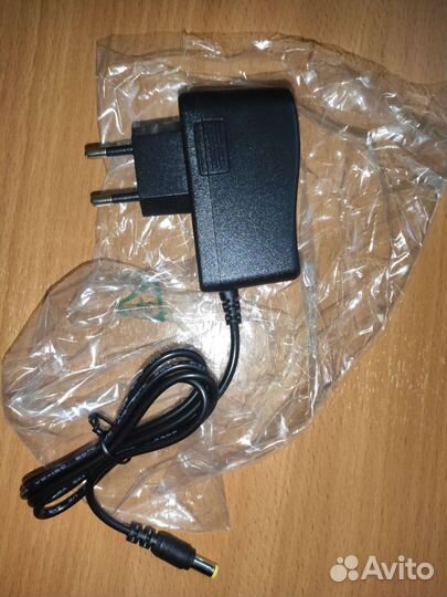 Зарядное устр-во 14.4V -16.8, 1А для инструмента