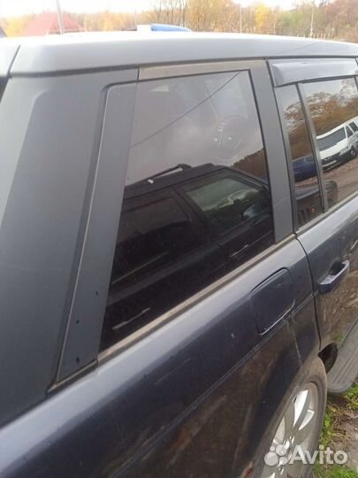 Стекло багажника range rover vogue 322
