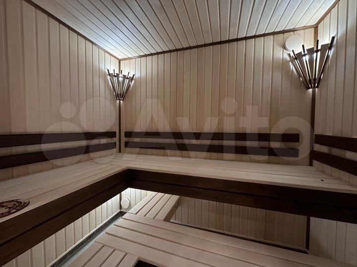 Коттедж 130 м² на участке 11 сот.