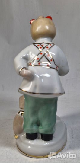 Статуэтка фарфоровая СССР