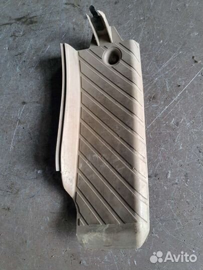 Накладка салона левая Audi A4 B6