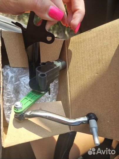 Датчик уровня ксеноновых фар на Audi Q5