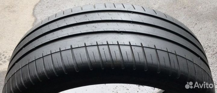 Michelin Pilot Sport 3 235/45 R18