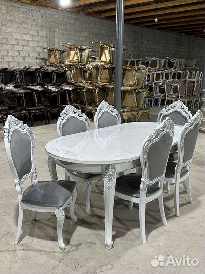 Комплект стол и стулья. В наличии