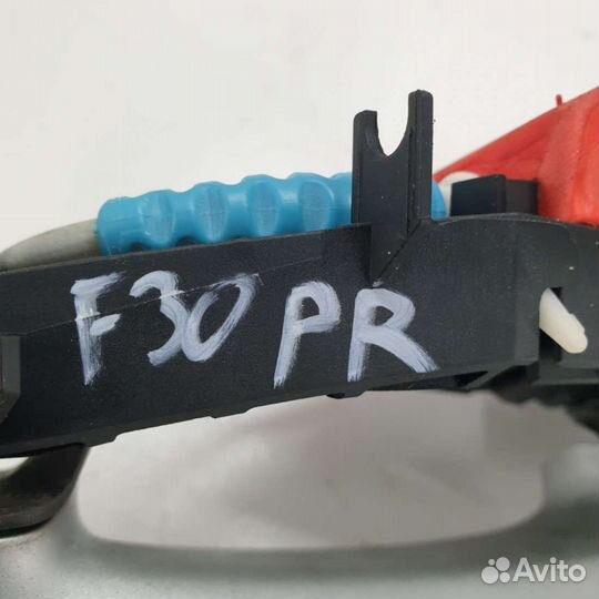 Ручка наружная передняя правая bmw 3 f30/f31/gt f34 (2011 - 2018) 3.5 51217321640