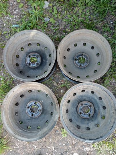 Диски R15 4 100 штампованные