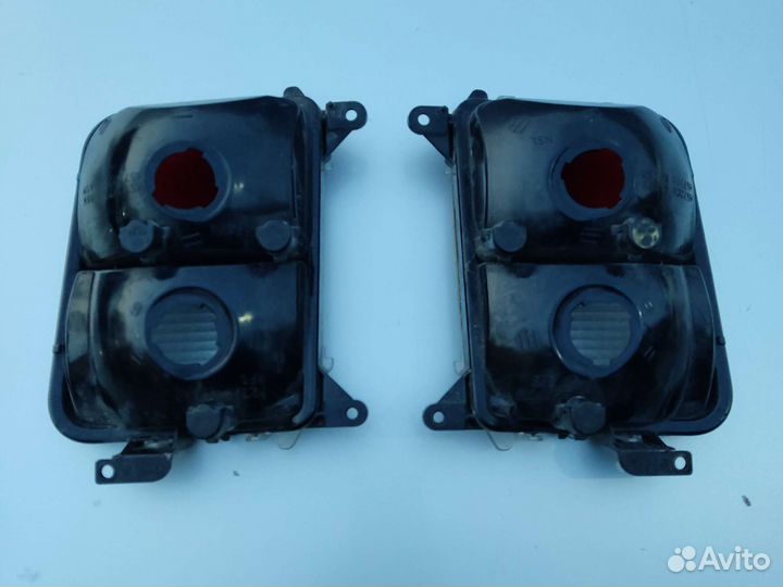 Фанари задние в крышку багажника Cadillac CTS 2.6