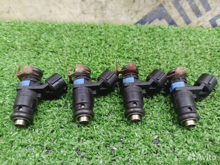 Форсунка Volkswagen Polo седан 1.6 CFN 2013