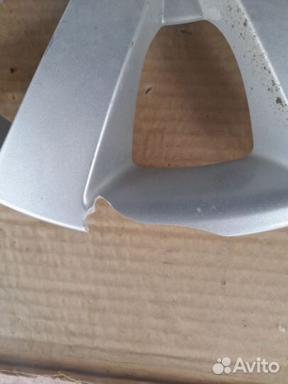 Колпак на колесо Рено