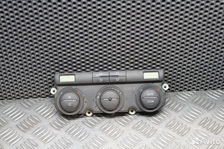 Блок управления климатической установкой Volkswage