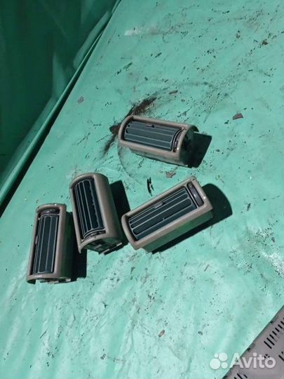 Воздушные дефлекторы салона Land Rover Freelander