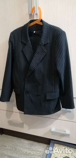 Костюм школьный