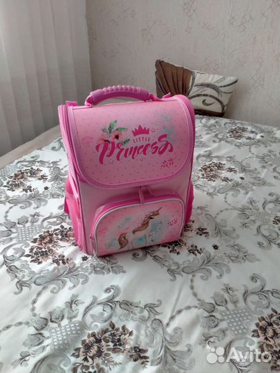 Портфель школьный