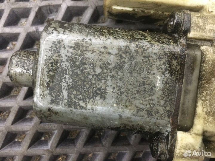 Моторчик стеклоподъемника Daf XF105, Daf XF95