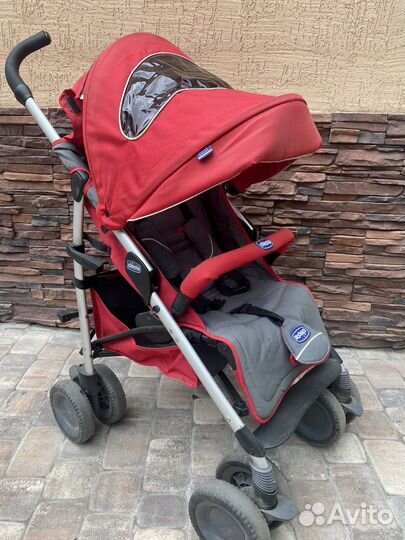 Прогулочная коляска chicco